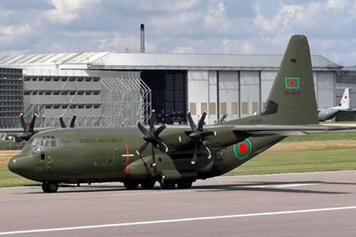 Anh bán C-130J đã qua sử dụng với giá rẻ ngang C-295M