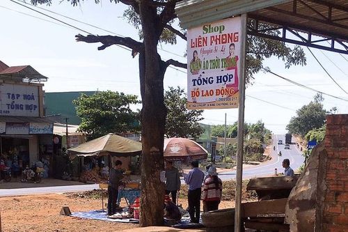 Chư Prông: Tập trung đông người cúng thanh minh giữa mùa dịch