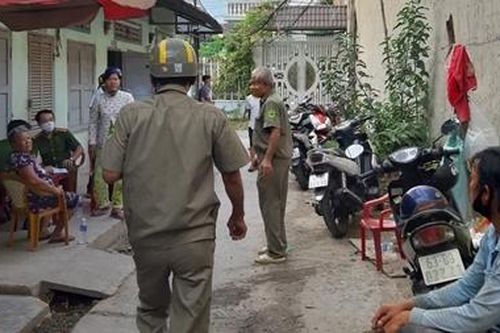 Tạm giữ cô gái liên quan đến án mạng trước phòng trọ