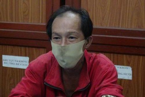 Đang nằm viện, lấy trộm điện thoại của người chung phòng