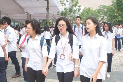 Hà Nội lùi thời hạn tuyển sinh lớp 10 năm nay