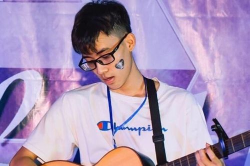 Chàng trai 10X nổi tiếng với bản nhạc Hoa lời Việt: 'Tôi hâm mộ Jack'