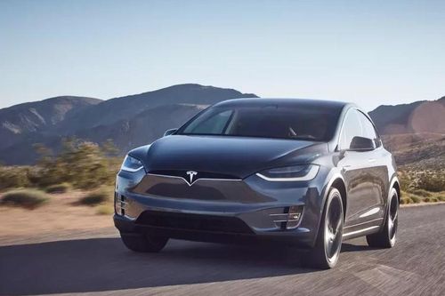 Mua ôtô điện Tesla - nên hay không nên?
