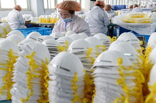 Ngành công nghiệp khẩu trang kiếm hàng tỷ USD trong dịch Covid-19