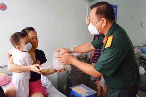 Nghĩa tình trên phố biển Vũng Tàu