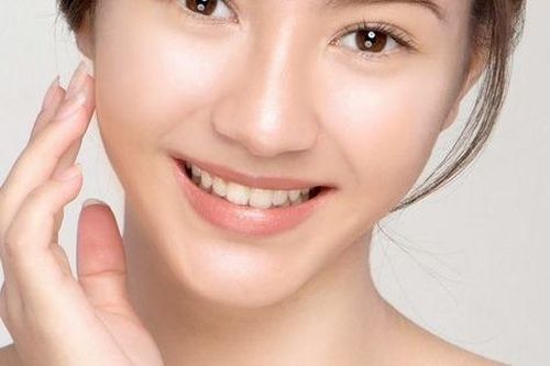 Bí quyết dễ thực hiện giúp làn da nhiều khuyết điểm trở nên đẹp không tì vết