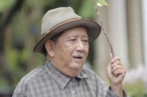 Nghệ sỹ Mạc Can: 'Ngày sinh nhật chỉ có nồi cơm với trái chuối'