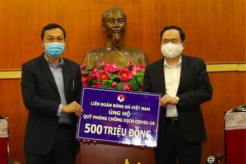 VFF ủng hộ 500 triệu đồng phòng chống dịch COVID-19