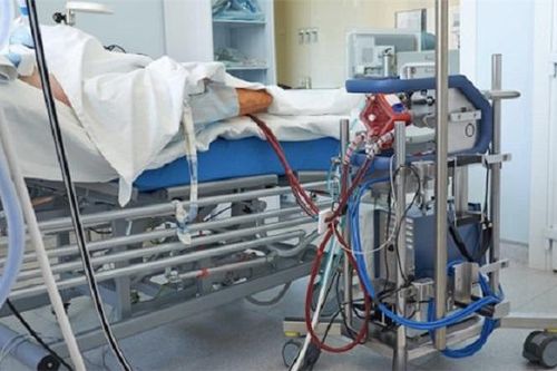 Phi công Anh bắt đầu có nhận biết, ngừng dùng thuốc vận mạch