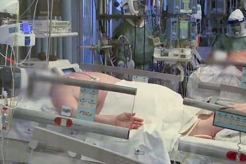 Lý do các bệnh nhân Covid-19 nên được đặt nằm sấp