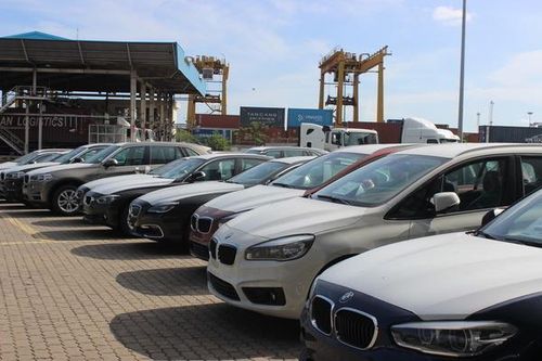 Kêu ế khách, bất ngờ ô tô nhập khẩu vẫn tăng mạnh