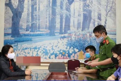 Lĩnh án 6 tháng án treo vì chống đối chốt kiểm dịch
