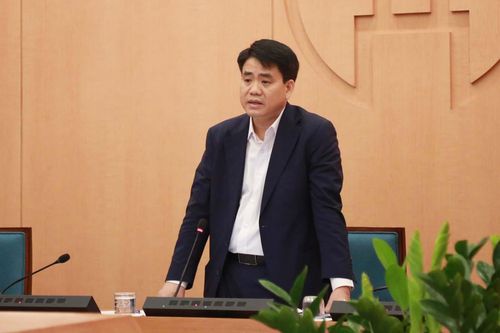 Chủ tịch Hà Nội: Rà soát, phát hiện sớm những người có dấu hiệu mắc COVID-19 là nhiệm vụ số 1