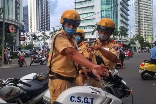 Truy đuổi nghi phạm ma túy, 2 cảnh sát giao thông bị thương