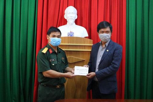Di Linh tiếp nhận hơn 100 triệu đồng ủng hộ phòng chống dịch Covid-19
