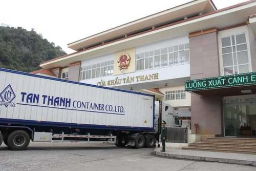 Đề xuất tạm dừng tiếp nhận hàng hóa lên cửa khẩu Tân Thanh