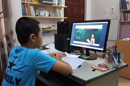 Hà Nội: Tiếp tục phát sóng dạy học trên truyền hình từ lớp 4 đến 12