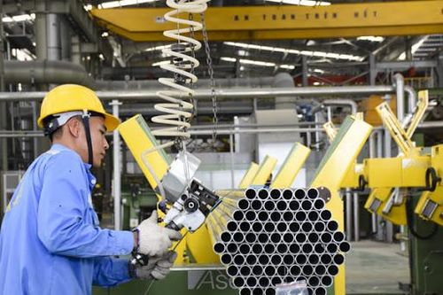 Cánh cửa kinh tế chưa từng đóng lại