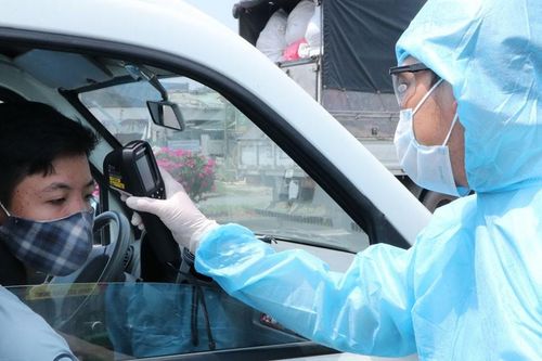 Ứng phó, thích nghi tốt với yêu cầu phòng chống dịch