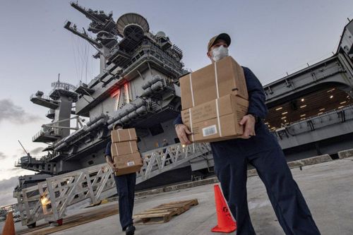 Sự thật về ổ dịch Covid-19 trên tàu sân bay Mỹ USS Theodore Roosevelt