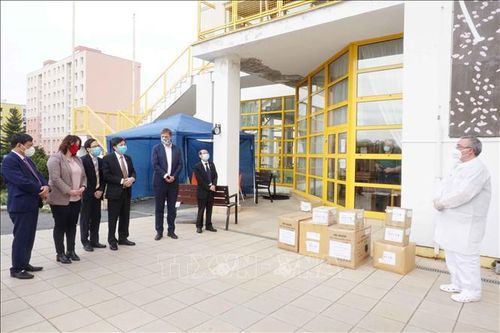 Tình hữu nghị nhân đôi giữa Việt Nam và CH Séc