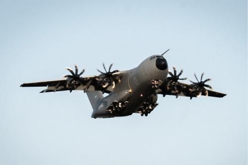 Máy bay vận tải A-400M của Luxembourg đã cất cánh