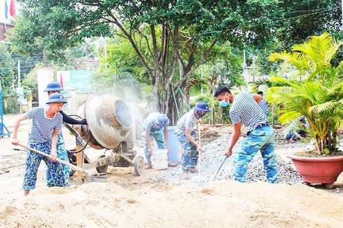 Vùng 4 Hải quân: Đẩy mạnh phong trào chung tay vì người nghèo