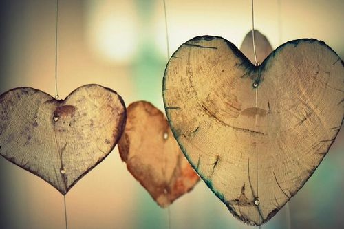 Nhiều tình yêu đã bất ngờ đến và đi trong cuộc đời tôi nhờ hoạt động 'điệp vụ tình yêu'