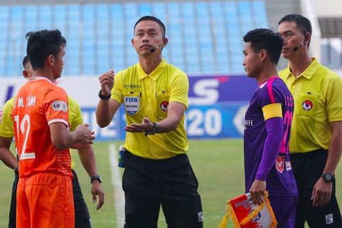 V-League bỏ thi đấu tập trung, các sân có thể mở cửa đón khán giả
