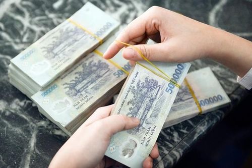 Bắt 2 thanh niên cho vay lãi 'cắt cổ' 360%/năm
