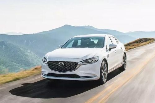 Mazda6 mới sẽ có động cơ 6 xi-lanh thẳng hàng, dẫn động cầu sau?