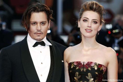 Johnny Depp livestream cảm ơn người hâm mộ