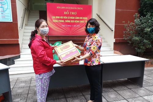 Phụ nữ quận Hai Bà Trưng: Nhiều hoạt động hỗ trợ, từ thiện nhằm chung tay đẩy lùi Covid-19