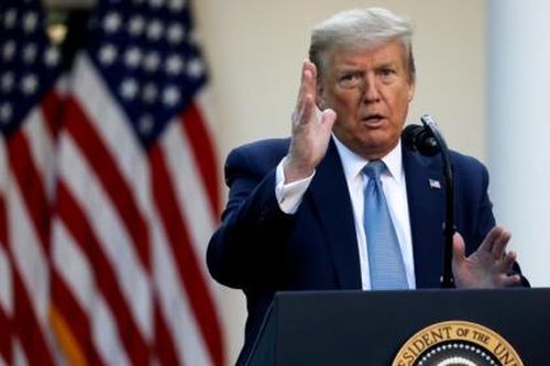 Trump công bố 3 giai đoạn mở cửa nền kinh tế Mỹ, chế ngự Covid-19