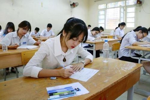 Các kỳ thi ở Hà Nội sẽ giảm môn, giảm số lượng bài thi