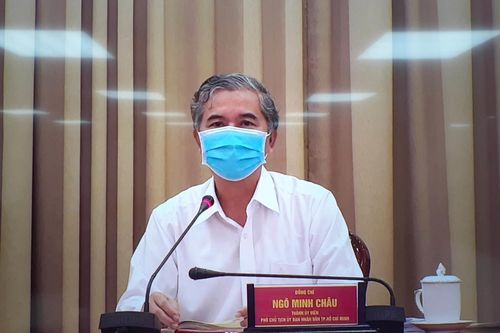 TP.HCM xuất hiện các nhóm nhậu ven đường, lơ là phòng dịch