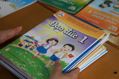 Nghệ An ban hành 4 tiêu chí lựa chọn sách giáo khoa lớp 1