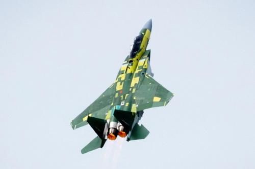 Boeing tiến hành thử nghiệm tiêm kích F-15QA đầu tiên