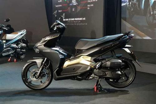 XE HOT (17/4): Bảng giá xe Mercedes-Benz tháng 4, 5 lỗi thường gặp trên Honda Air Blade 125/150 2020