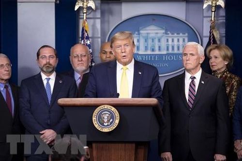 Tổng thống Trump lên kế hoạch mở cửa nền kinh tế theo 3 giai đoạn