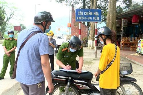Chống dịch Covid-19, nhìn từ ý thức người dân