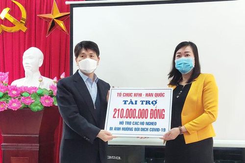 Hỗ trợ các hộ nghèo ở 7 xã bị ảnh hưởng bởi dịch
