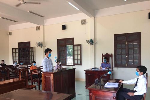 Quảng Nam lần đầu xét xử kẻ hành hung cán bộ chốt kiểm dịch COVID-19