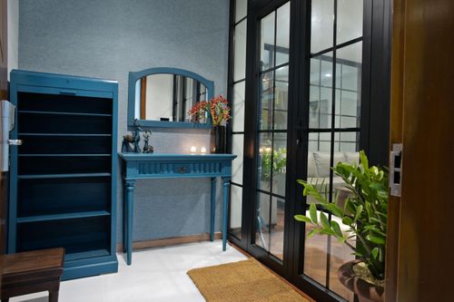 Làm mới căn hộ theo phong cách cổ điển chỉ với 200 triệu đồng