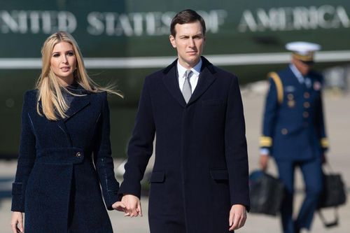 Ivanka Trump cùng chồng đi du lịch sau khi khuyên người dân ở nhà