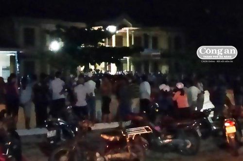 Thông tin ban đầu vụ việc người dân đưa thi thể đến trụ sở UBND xã Bình Giang