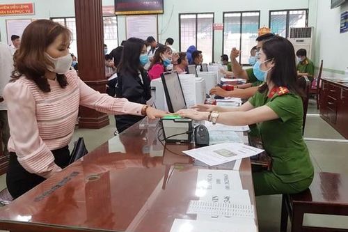 Đơn giản hóa hàng loạt thủ tục trong quản lý dân cư