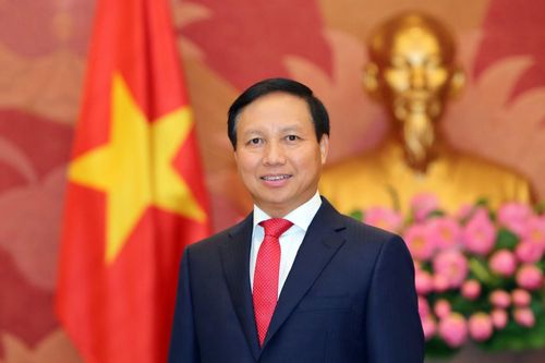 Đại sứ Ngô Đức Mạnh gửi thư ngỏ, kêu gọi cộng đồng người Việt tại Nga chung tay đẩy lùi dịch Covid-19