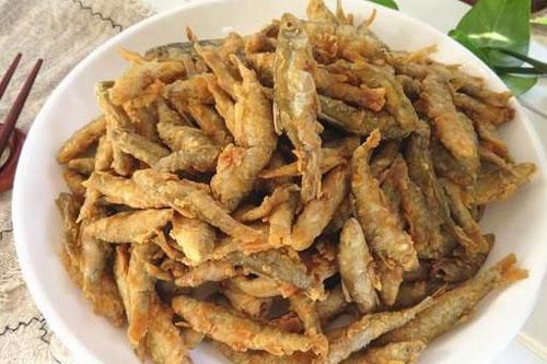 Hướng dẫn làm món cá nhỏ chiên giòn vừa ngon vừa dồi dào canxi