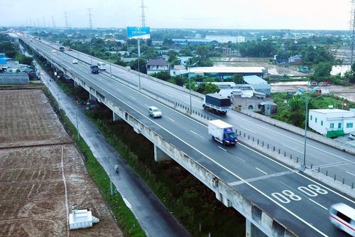 Thủ tướng yêu cầu 'tuyệt đối không để xảy ra vi phạm tương tự như thời gian vừa qua' tại dự án đường cao tốc Trung Lương - Mỹ Thuận